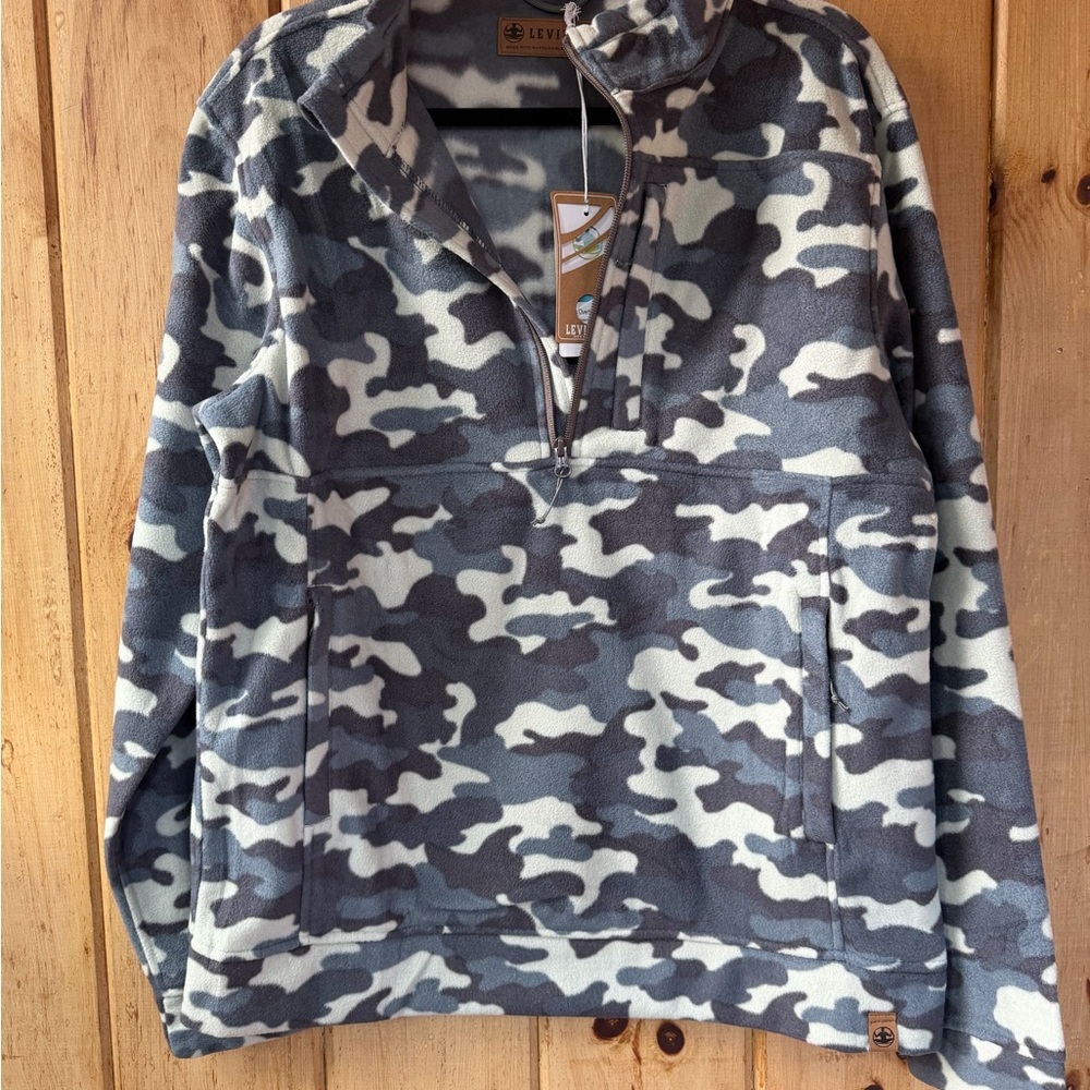 Levitate|  Men's Gray Camo Quarter-Zip Fleece Pullover